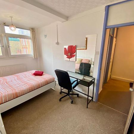Cosy 3 Bed Apt, Old Truman Brewery! Brick Lane, London, E1 ภายนอก รูปภาพ