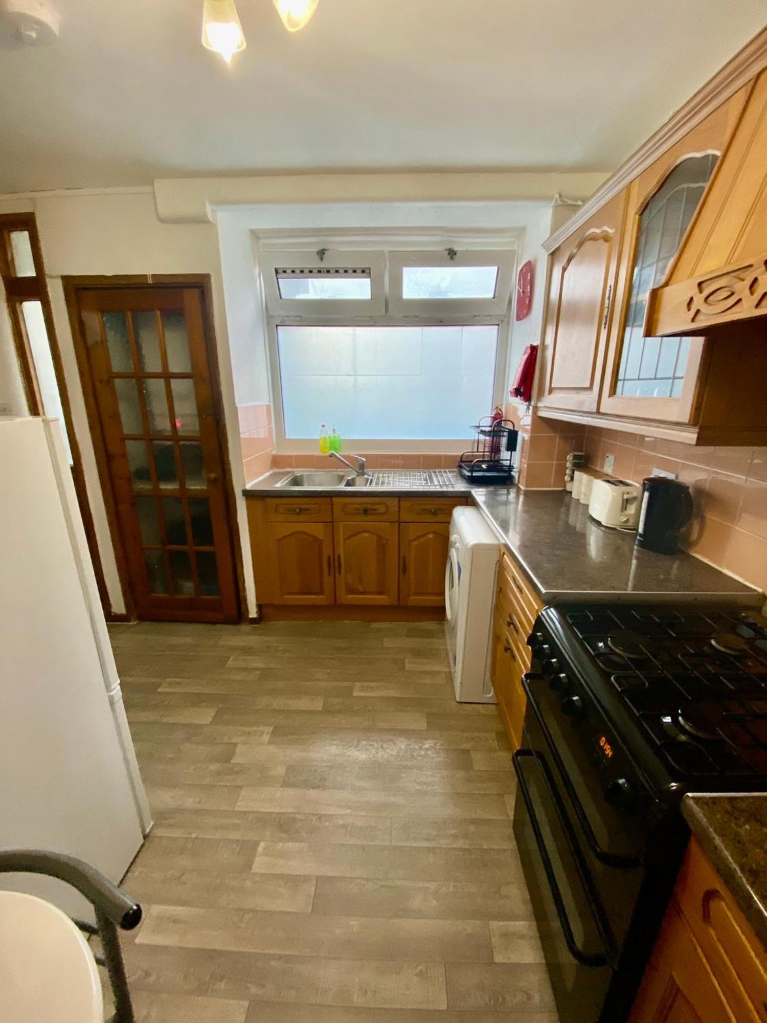Cosy 3 Bed Apt, Old Truman Brewery! Brick Lane, London, E1 ภายนอก รูปภาพ