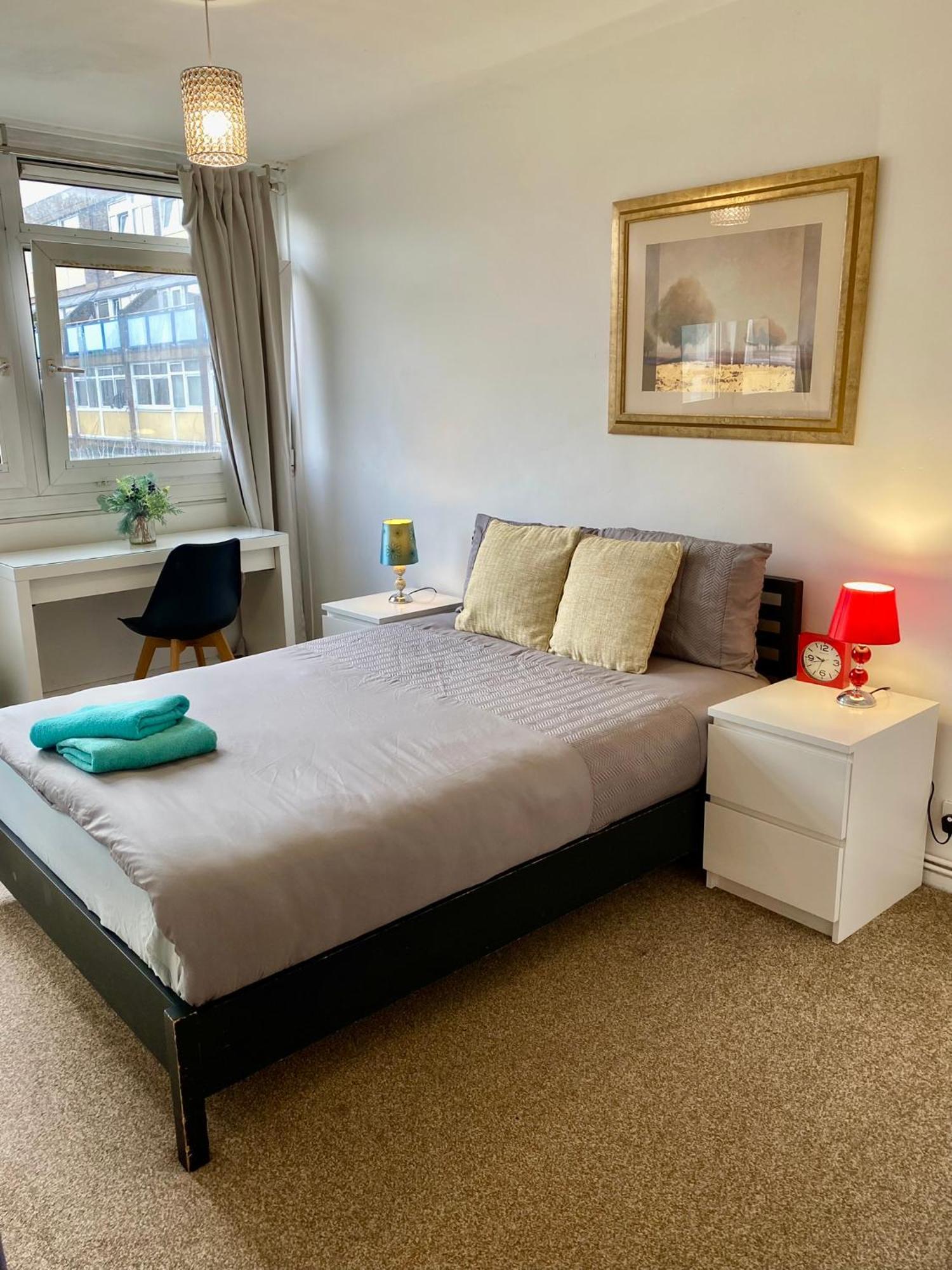 Cosy 3 Bed Apt, Old Truman Brewery! Brick Lane, London, E1 ภายนอก รูปภาพ