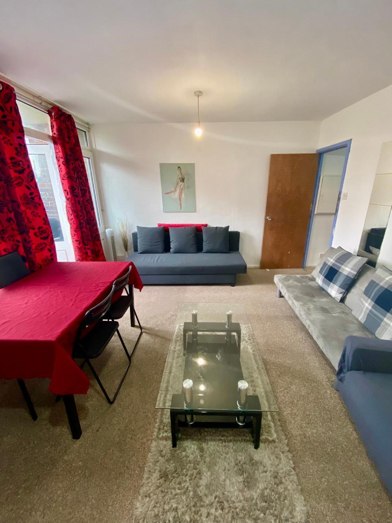 Cosy 3 Bed Apt, Old Truman Brewery! Brick Lane, London, E1 ภายนอก รูปภาพ